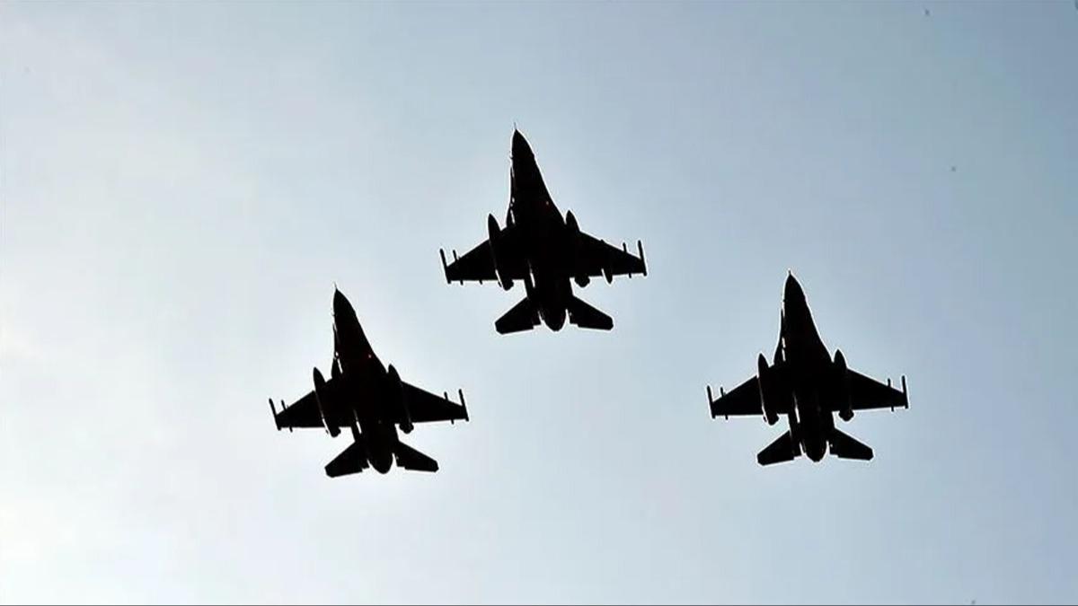 Hava sahas�n� ihlal eden �HA, F-16 taraf�ndan d���r�ld�