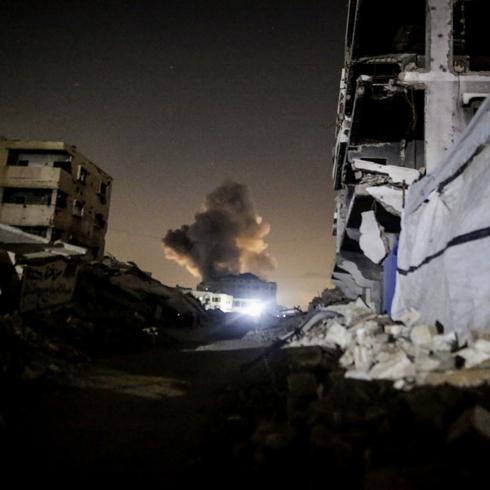 Katil �srail ordusu, Gazze'yi bombalad�