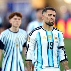 Nicolas Otamendi, milli takımı bıraktığını açıkladı