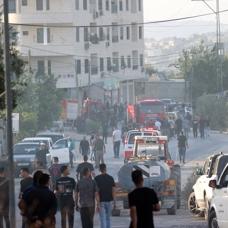 Batı Şeria'da soykırımcı İsrail zulmü! Çok sayıda Filistinli gözaltında