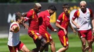 Galatasaray'da yeni sezon mesaisi s�r�yor