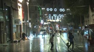 Meteoroloji uyarmıştı: İstanbul sele teslim