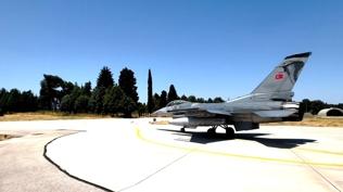 T�rk F-16'lar Karadeniz semalar�nda