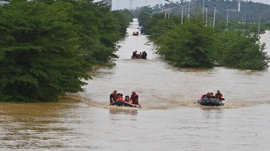 Çin'de sel felaketi 10 can aldı