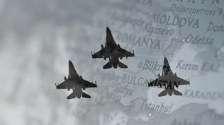 Sava� u�aklar� pe� pe�e havaland�