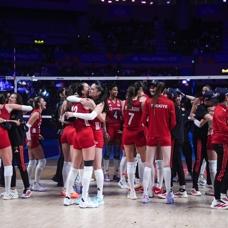 TFF ve spor kul�plerinden Filenin Sultanlar�'na tebrik mesaj�