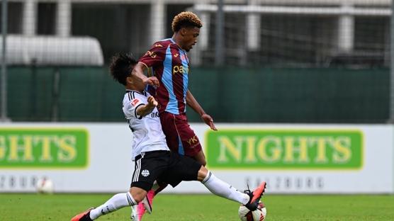 Trabzonspor'dan k�t� prova: Frankfurt'a 3 golle ma�lup oldu