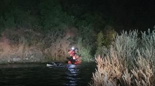 Tunceli'de korkutan kaza: Nehre uçan araçta 2 kişi yaralandı