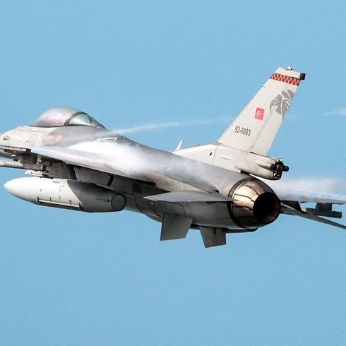 F-16 sava� u�aklar� g�reve ��k�yor