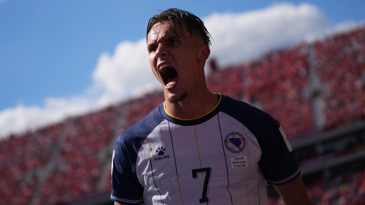Amar Dedic'ten Fenerbah�e'ye k�t� haber