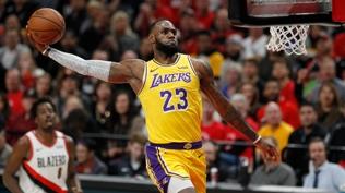 LeBron James paray� de�il �ampiyonlu�u se�ti