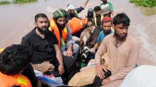 Pakistan'da sel felaketi 109 can ald�