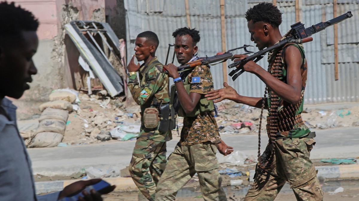 Somali'de ter�r �rg�t� E�-�ebab'a darbe: Militanlar �ld�r�ld�