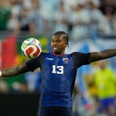 Trabzonspor'un yeni transferi Sidny Lopes Cabral'a FIFA'dan b�y�k �d�l