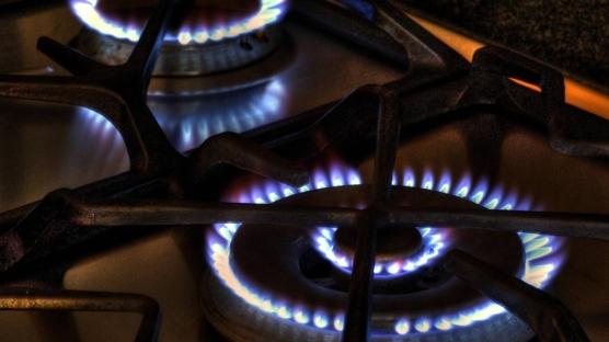504 bin haneye do�al gaz deste�i! Temmuz ay�nda 504 bin lira hesaplara yat�r�ld�