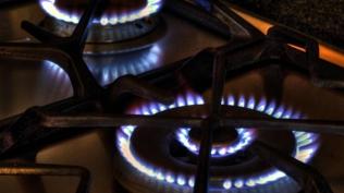 504 bin haneye do�al gaz deste�i! Temmuz ay�nda 504 bin lira hesaplara yat�r�ld�