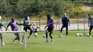 Kocaelispor yeni sezona yo�un tempoda haz�rlan�yor