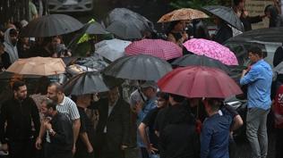 Y�ksek s�cakl�klara sa�anak aras�: Meteoroloji o b�lgeleri uyard�