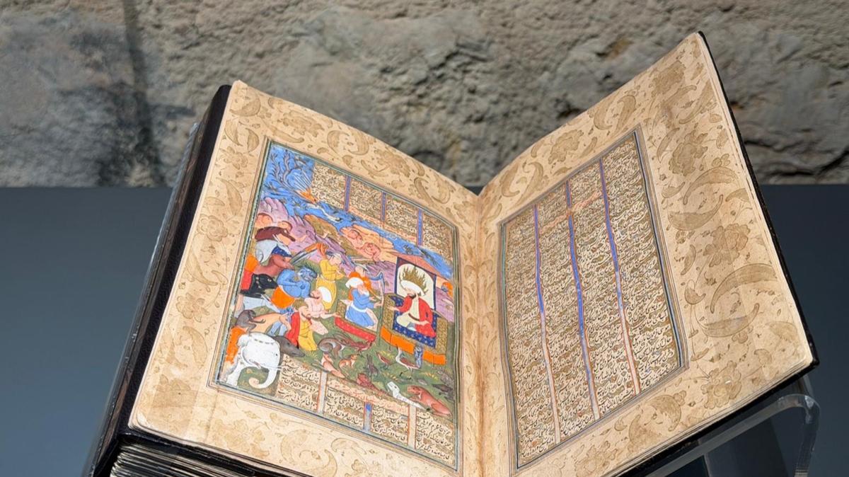 Anadolu Sel�uklu'dan Osmanl�'ya uzanan koleksiyon: 6 bin 388 yazma eser dijital eri�ime a��l�yor