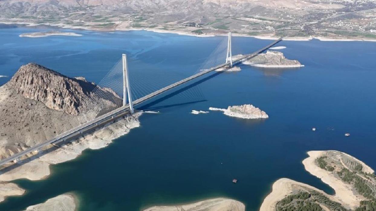 İki il arasında ulaşımda yeni dönem! Dev proje Pertek Köprüsü için tarih verildi