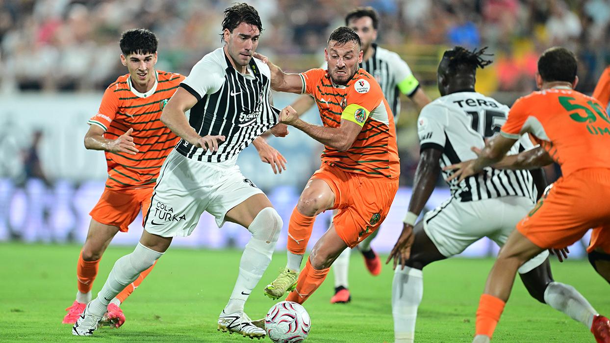 MAÇ SONUCU: Alanyaspor 1-0 Beşiktaş