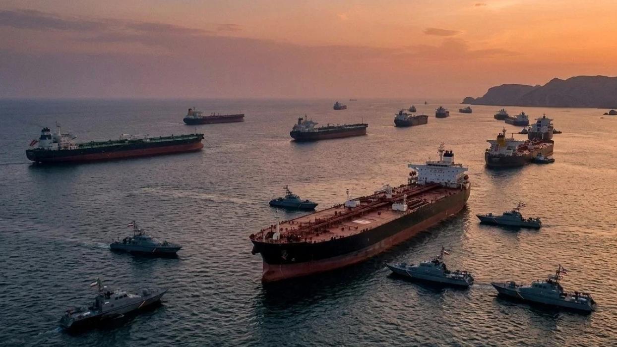 Suudi Arabistan açıklarında tankere saldırı! Geminin ana güvertesinde yangın çıktı
