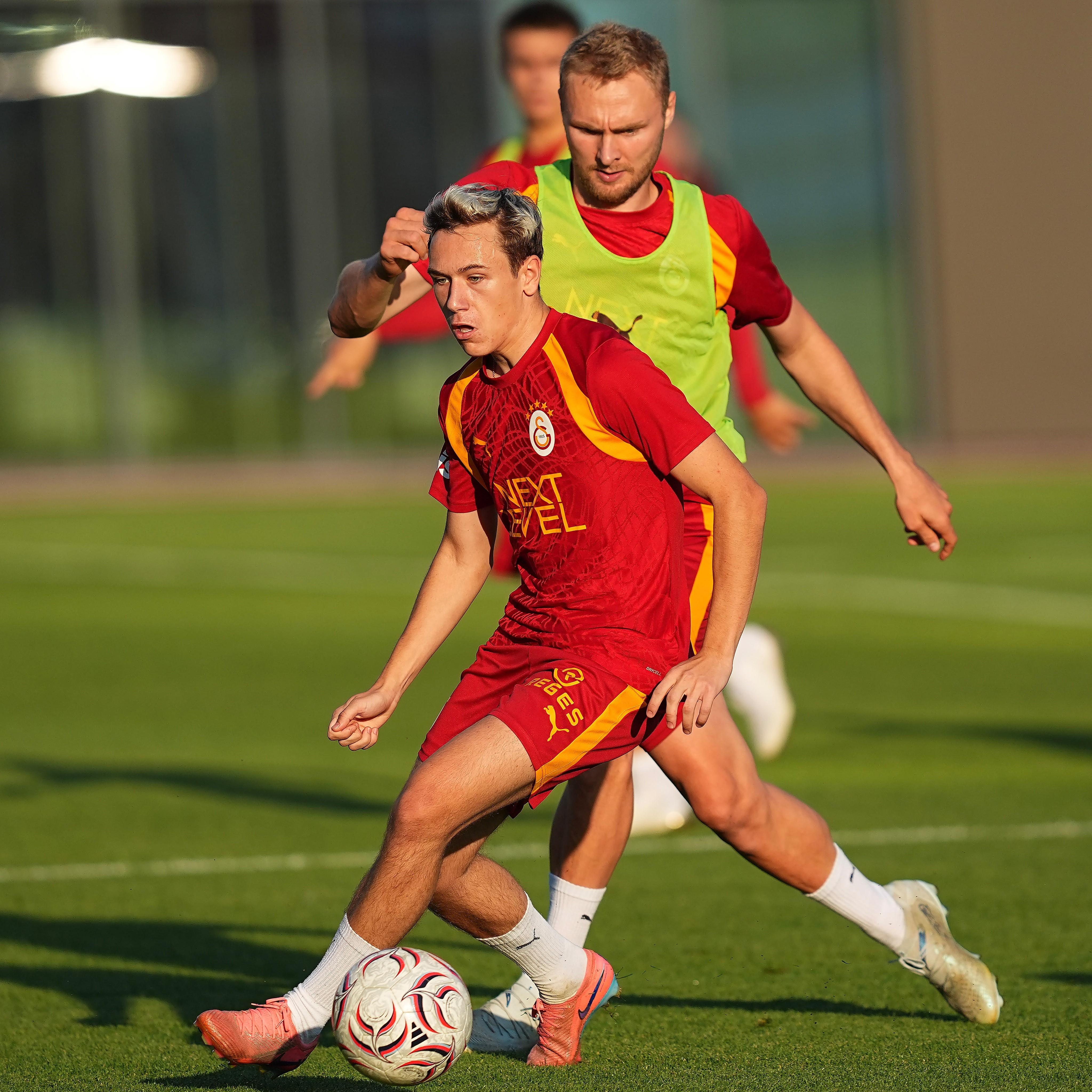 Galatasaray'da Göztepe mesaisi sürüyor