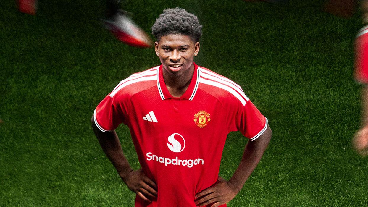 Manchester United, Carlos Baleba'yı kadrosuna kattı