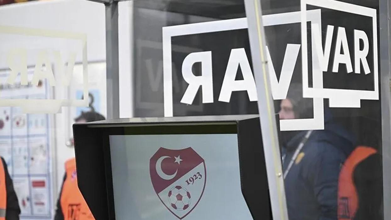 VAR kayıtları açıklandı! İşte haftanın kritik pozisyonları...