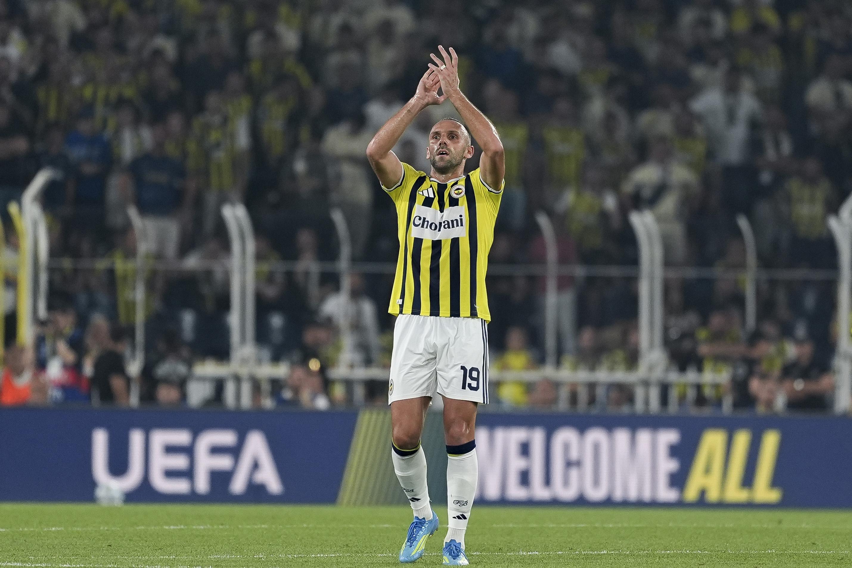Vedat Muriqi: Fenerbahçe ve Türk futbolu için önemli bir maça çıkacağız
