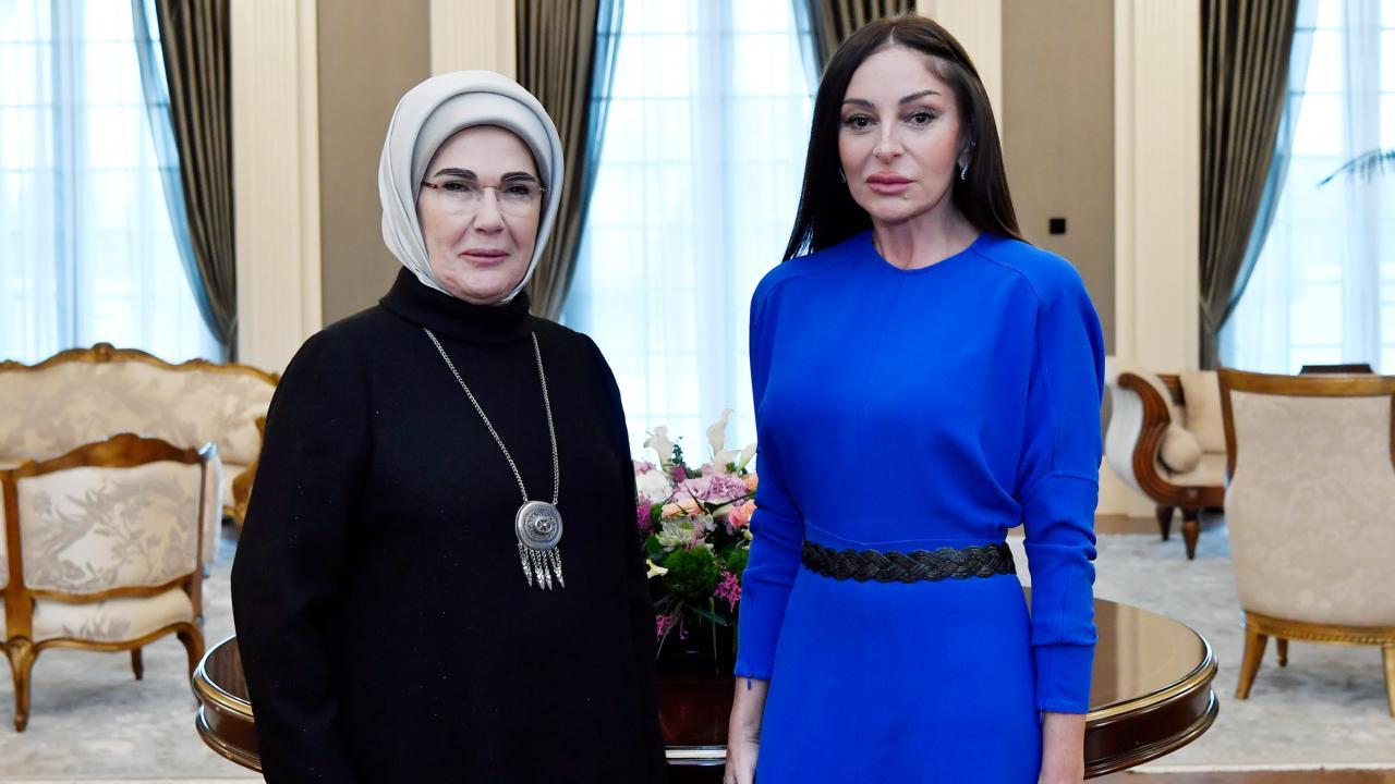 Emine Erdoğan, Mihriban Aliyeva'nın doğum gününü kutladı