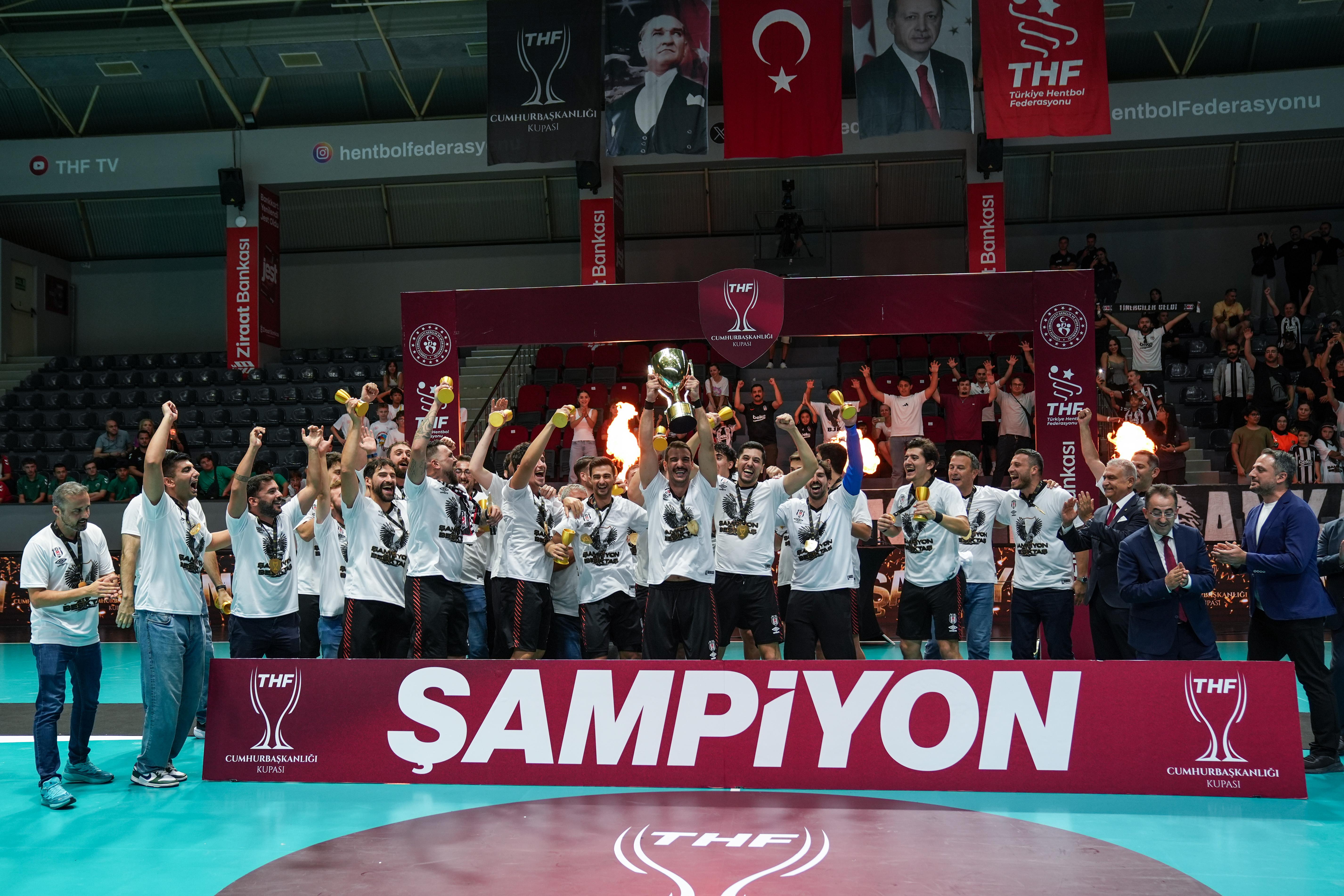 Hentbolda Cumhurbaşkanlığı Kupası Beşiktaş'ın!