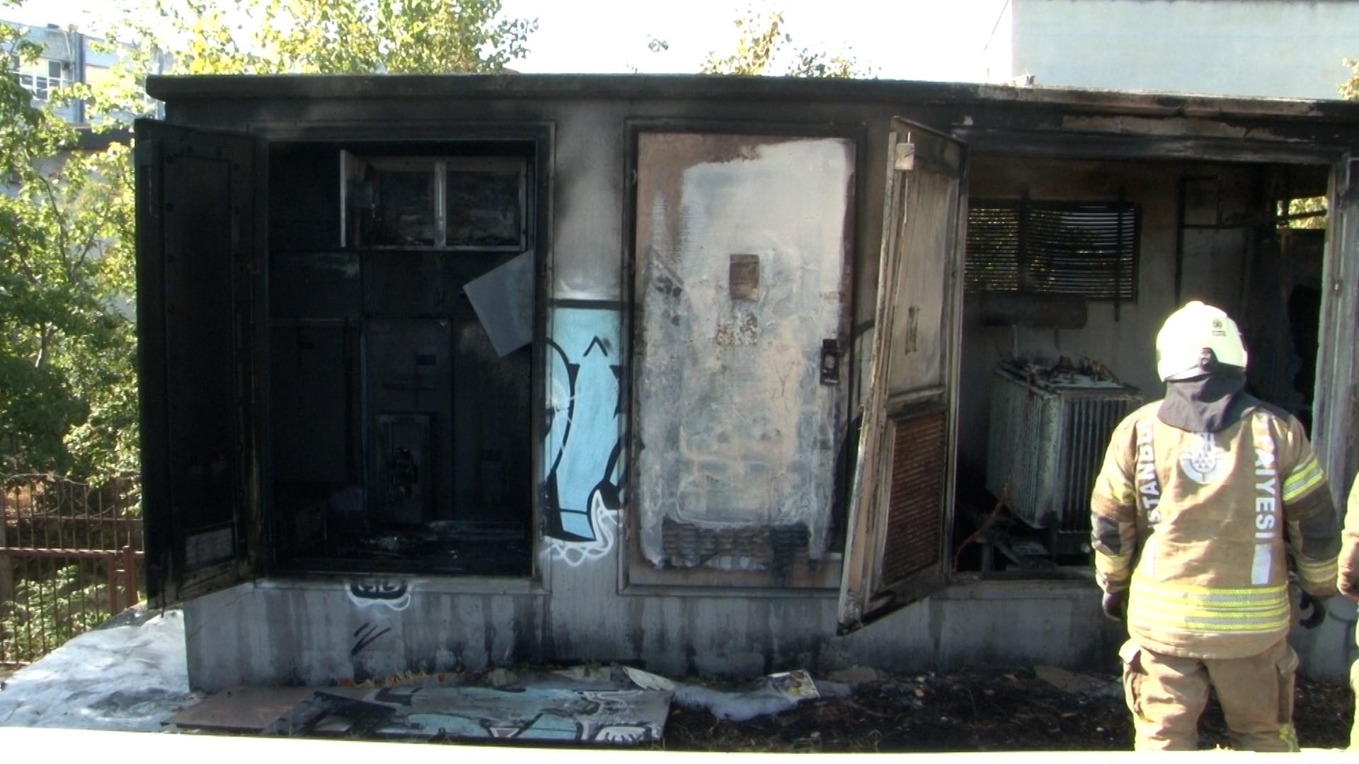 İstanbul'da trafo alevlere teslim oldu