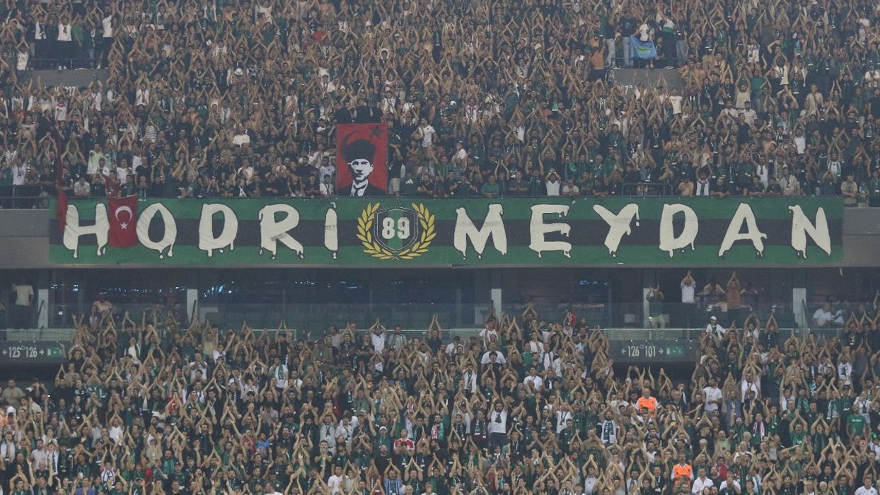 Kocaelispor-Amed maçındaki olayda 5 şüpheliye ev hapsi