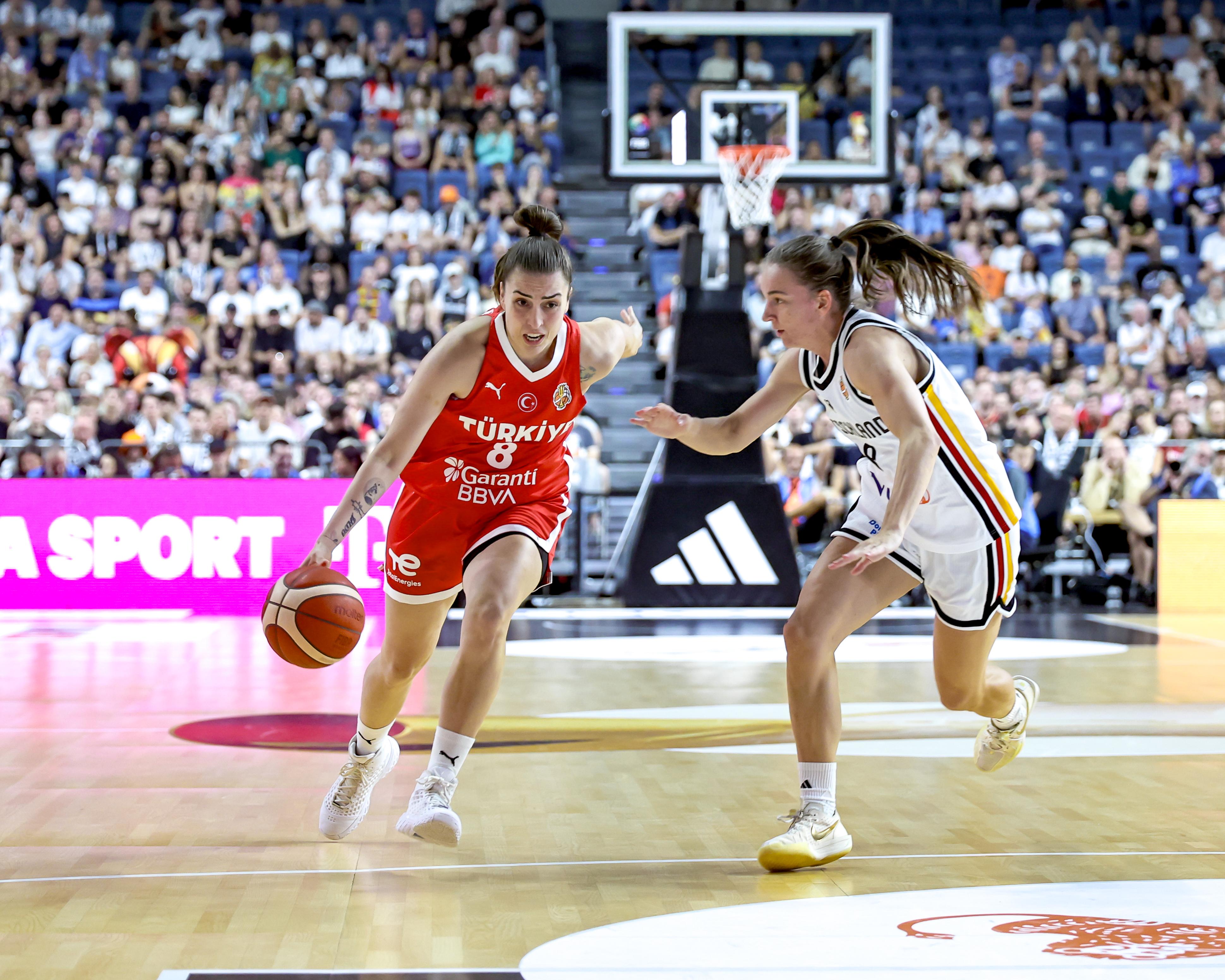 A Milli Kadın Basketbol Takımı, Almanya'yı devirdi