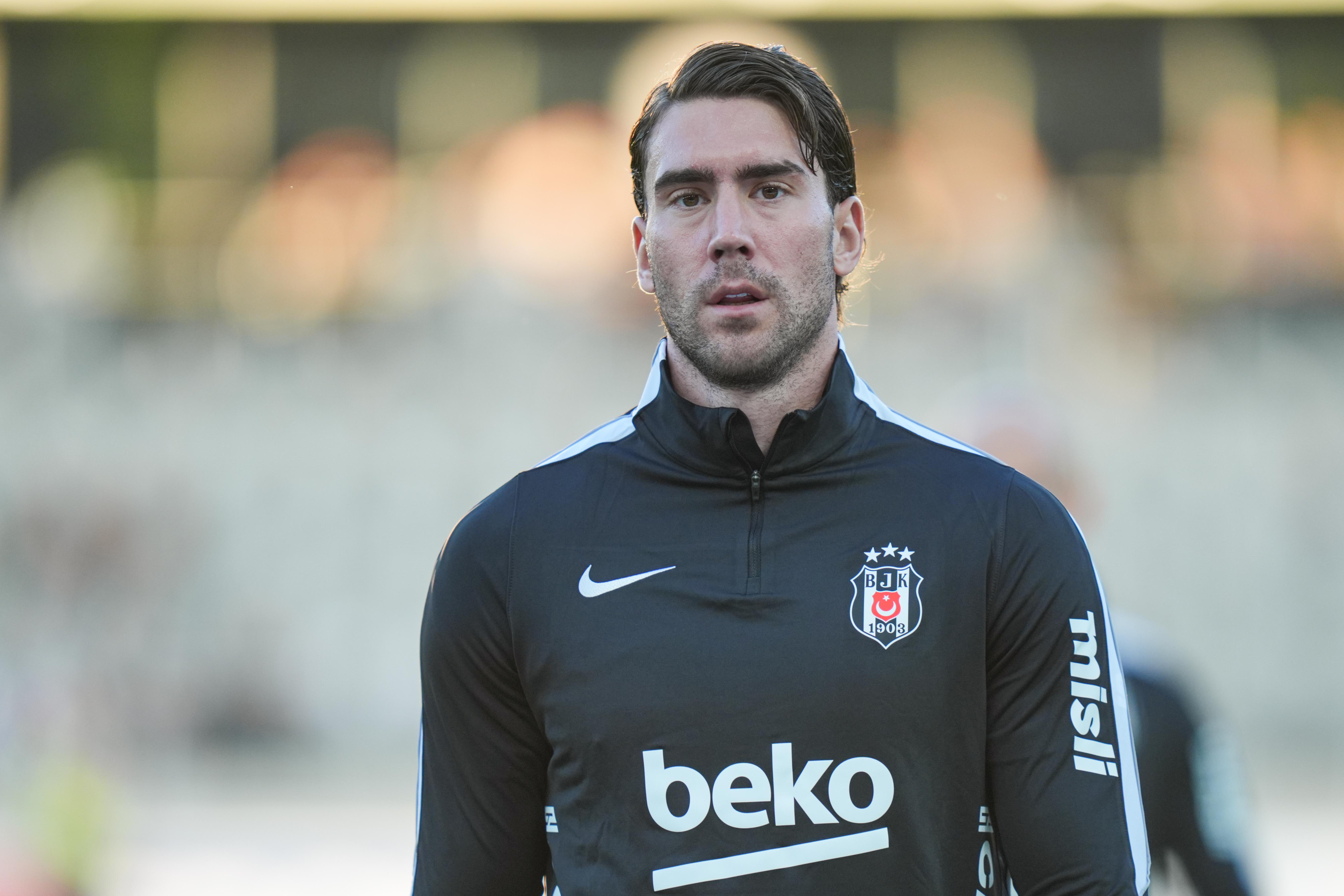 Dusan Vlahovic, Beşiktaş'ta ilk kez 11'de