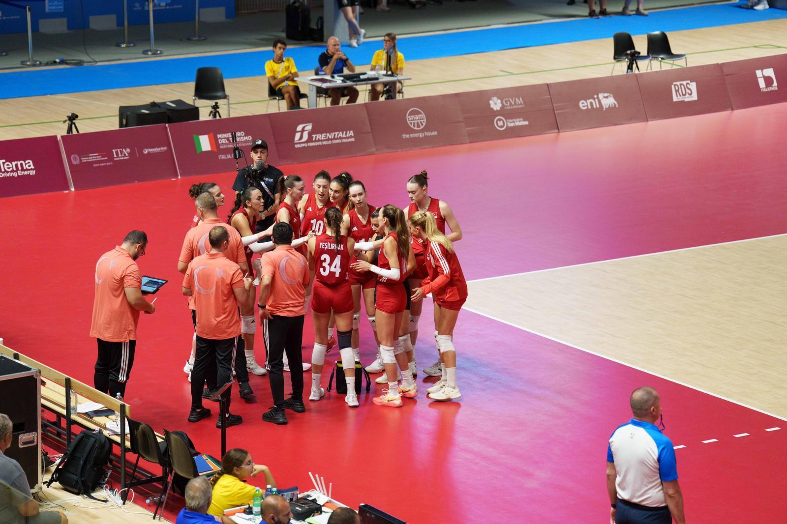 Filenin Sultanları, namağlup yarı finalde