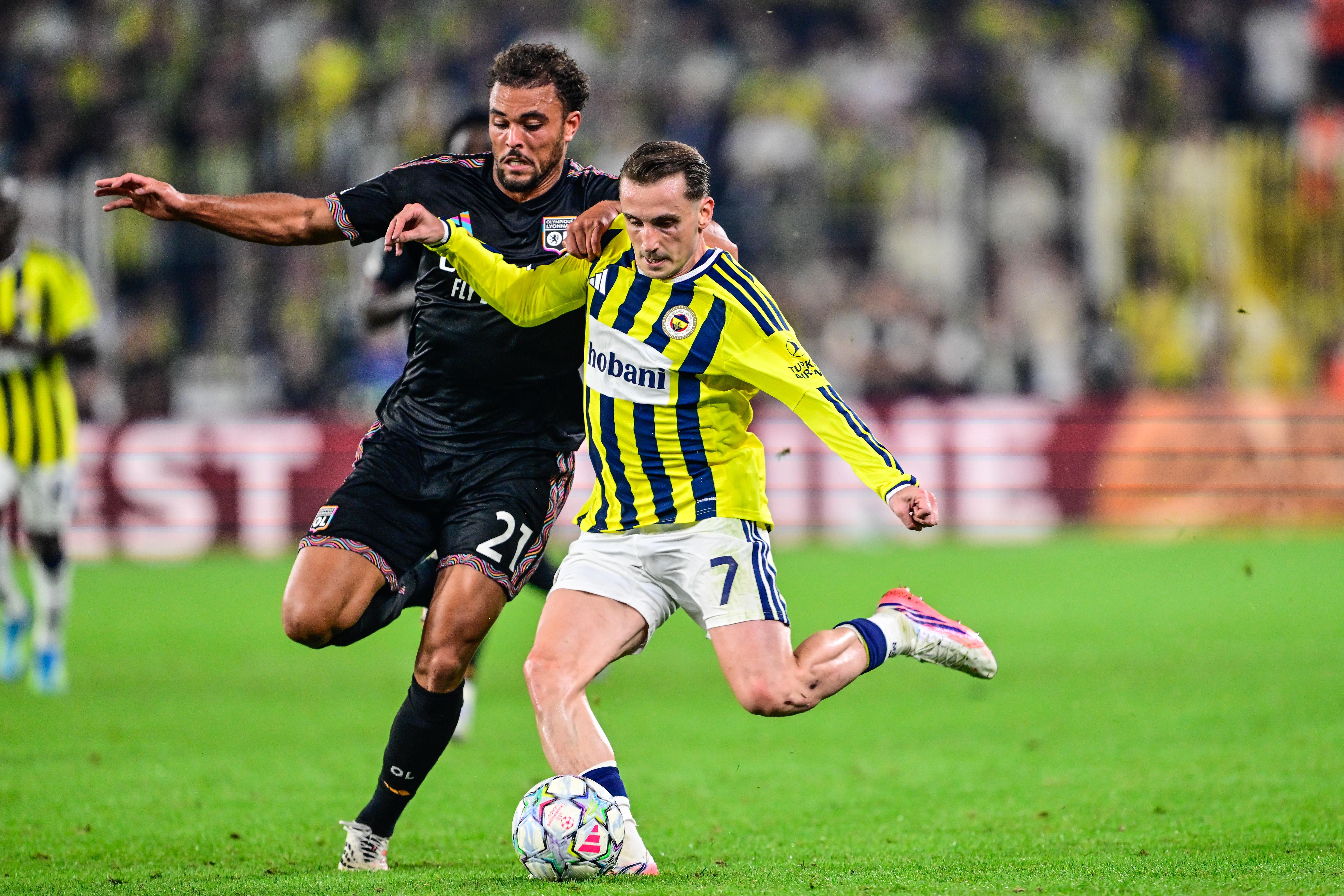 Kerem Aktürkoğlu'ndan Fenerbahçe'ye iyi haber