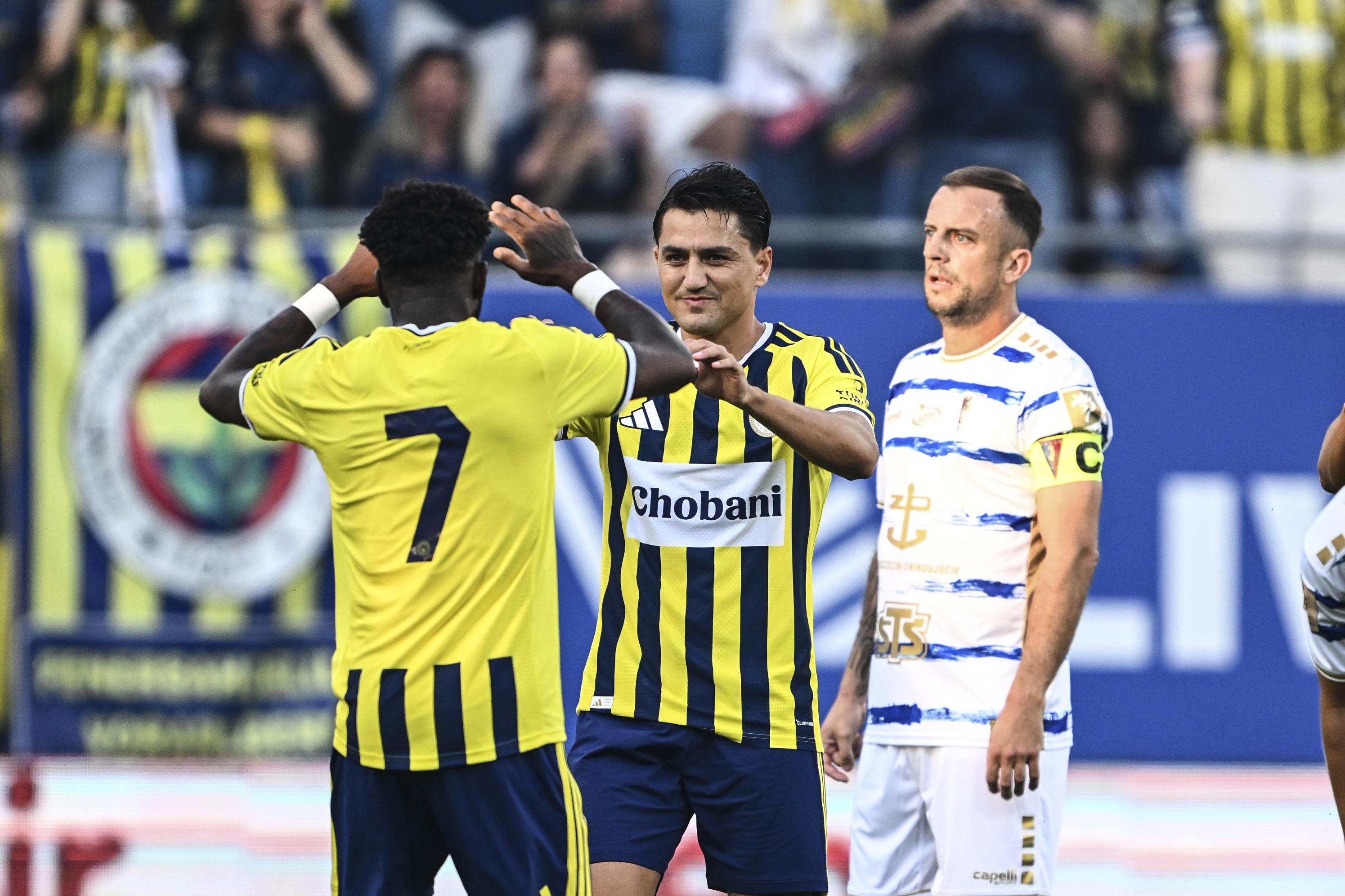 Fenerbahçe ayrılığı açıkladı! Cengiz Ünder'in yeni adresi belli oldu