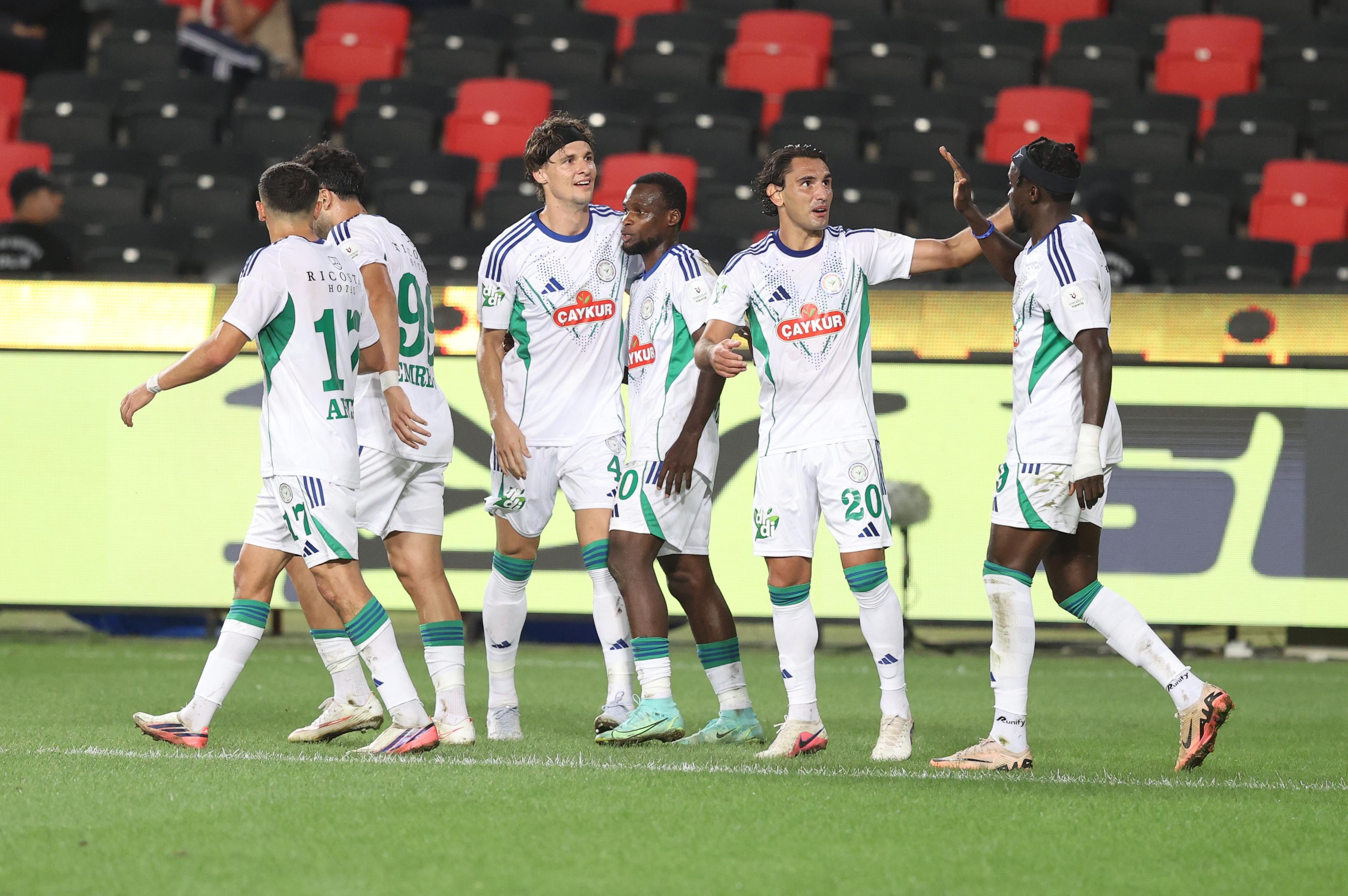 Çaykur Rizespor, Gaziantep deplasmanından 3 puanla döndü