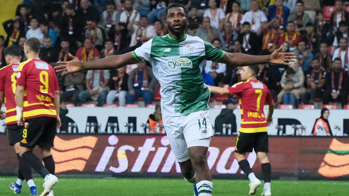 Iheanacho gollerine devam etti! Bursaspor, Kayserispor'u 2 golle geçti
