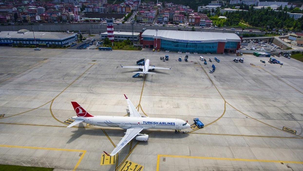 Trabzon Havalimanı'nda uçuş rekoru: En yüksek trafik sayısına ulaşıldı