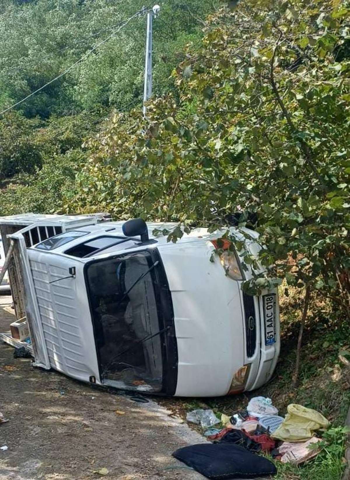 Fındık yolunda kaza! 14 kişi yaralandı