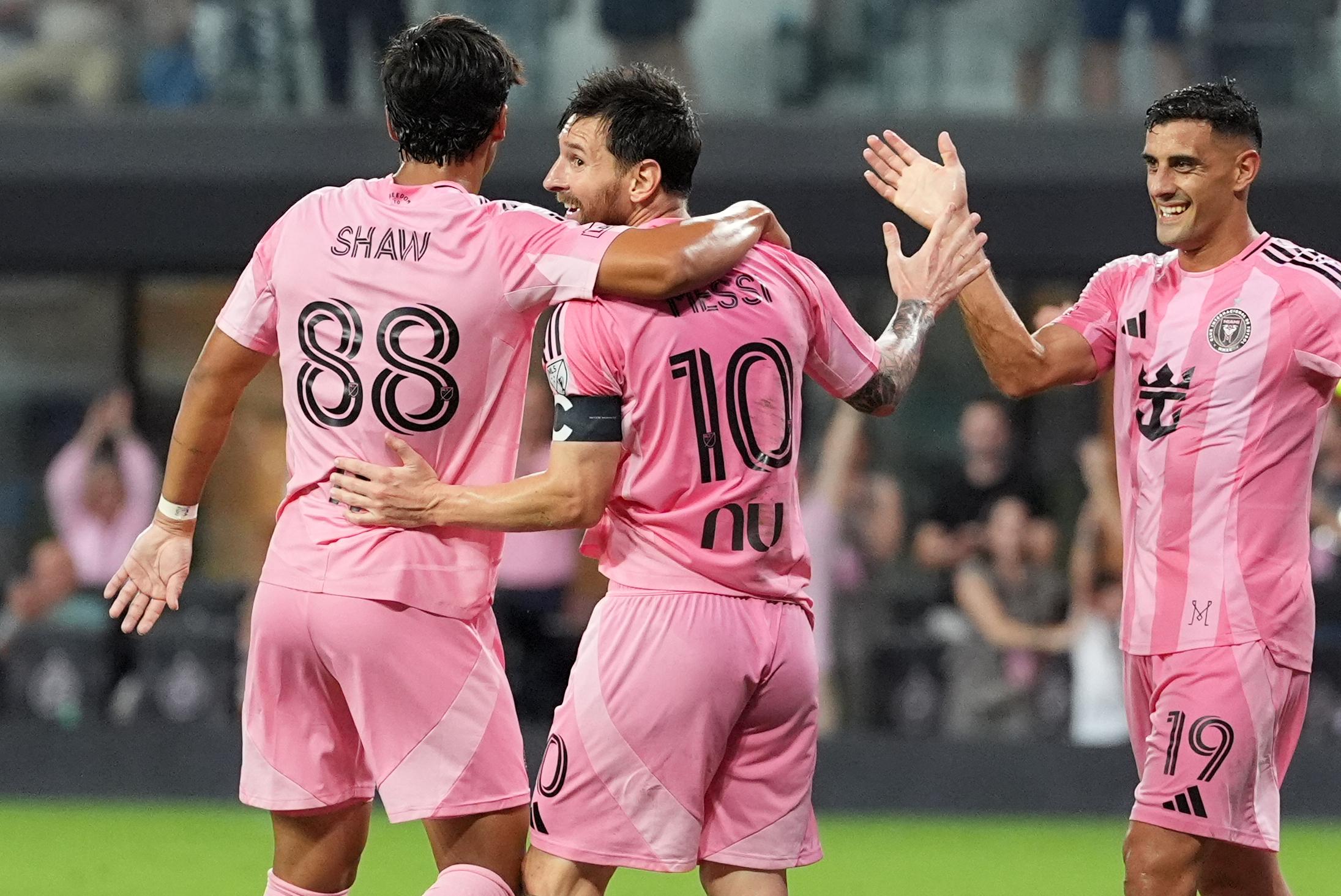 Messi'nin 4 gole imza attığı maçı Inter Miami farklı kazandı