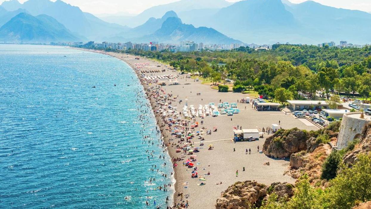 Bazı turizm tesislerinde mülkiyet için yeni düzenleme! Kat hakları korunuyor