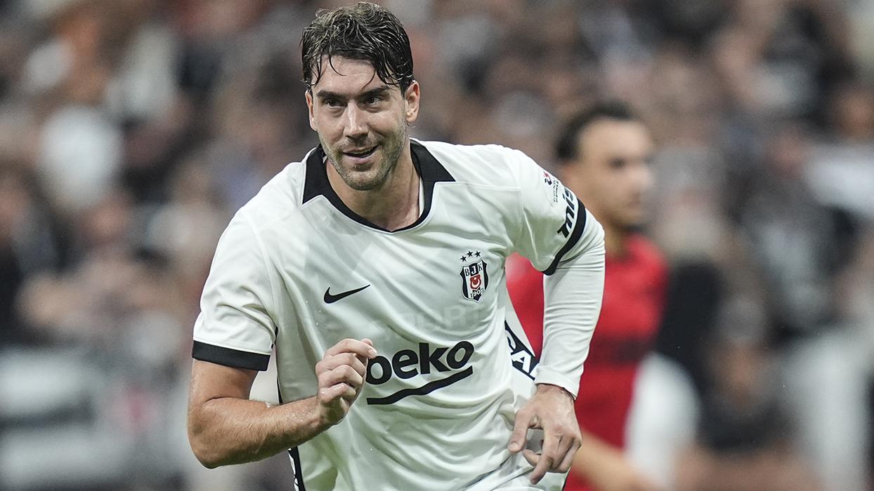 Dusan Vlahovic siftahı yaptı! İlk golleri Çorum FK karşısında geldi