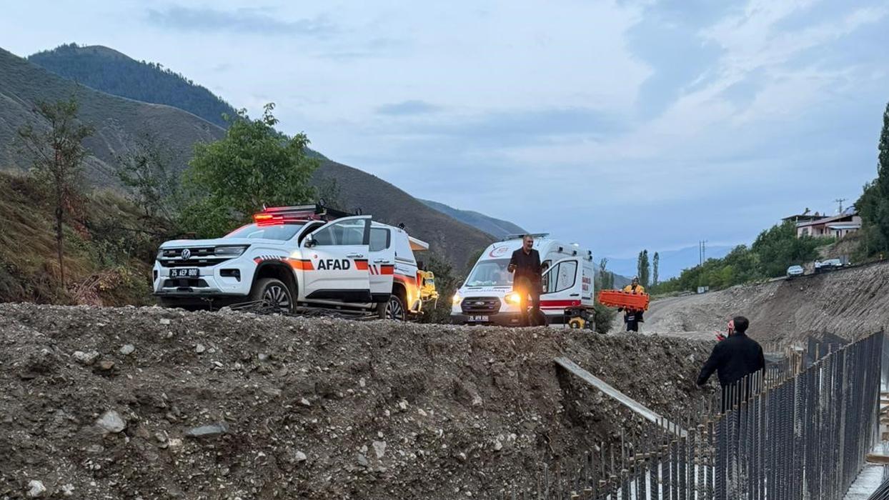 Erzurum'da feci kaza! Otomobil yol çalışması alanına düştü: 3 ölü