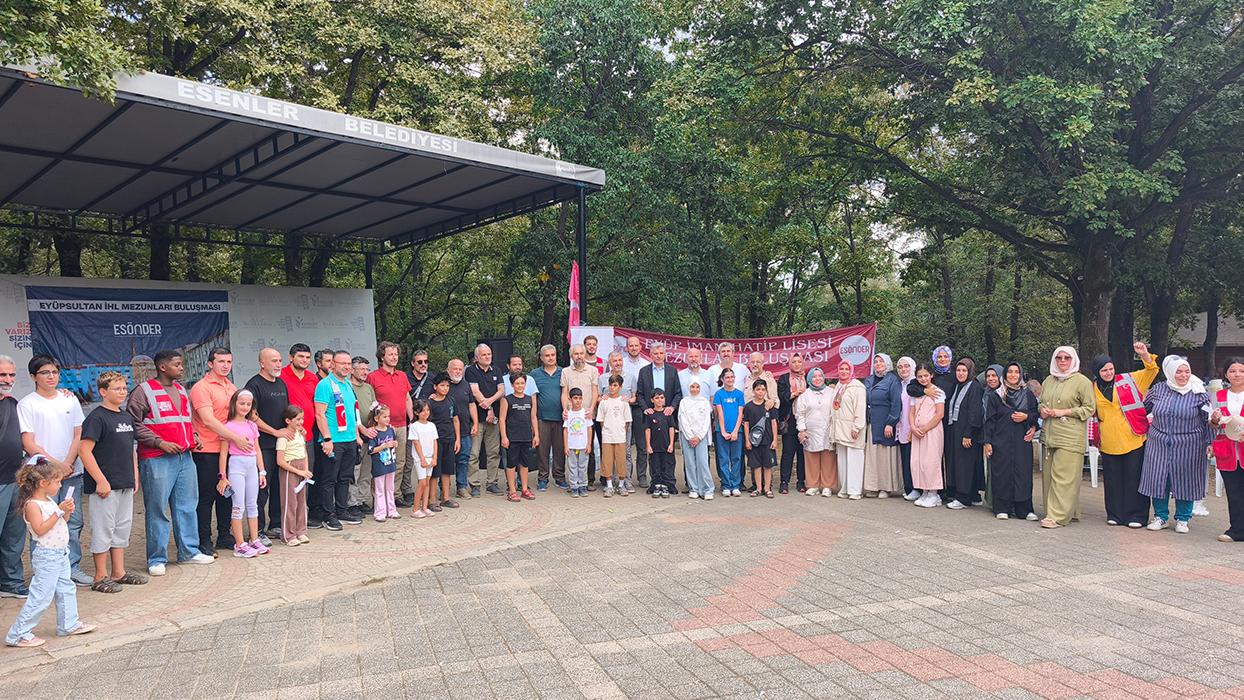 Eyüp İHL mezunları ve hocaları geleneksel piknik buluşmasında bir araya geldi
