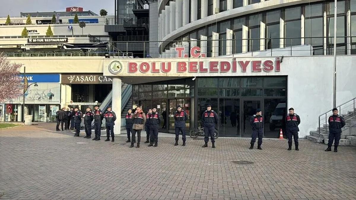 Bolu Belediyesi'ne 'hayalet araç' operasyonu! 7 ilde 22 şüpheliye gözaltı