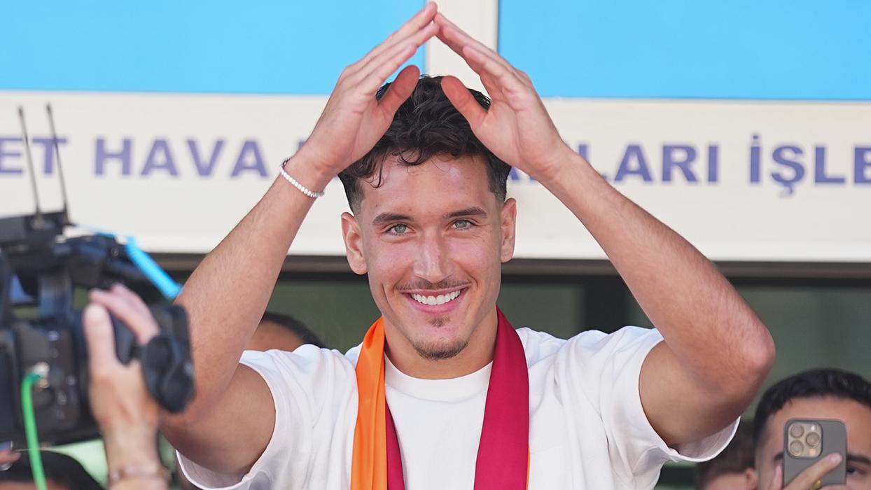 Deniz Gül, resmen Galatasaray'da! İşte transferin maliyeti...